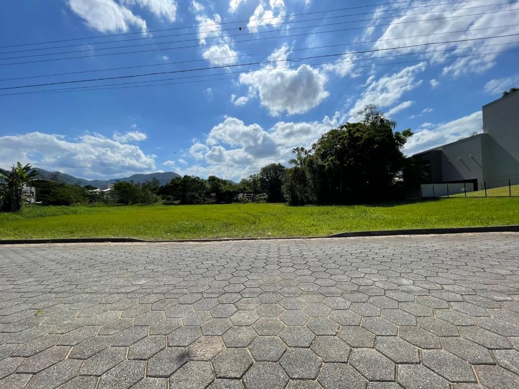 Terreno em Sul do Rio, Santo Amaro da Imperatriz. 0 quartos, 2000m². Imagem 1 de 5